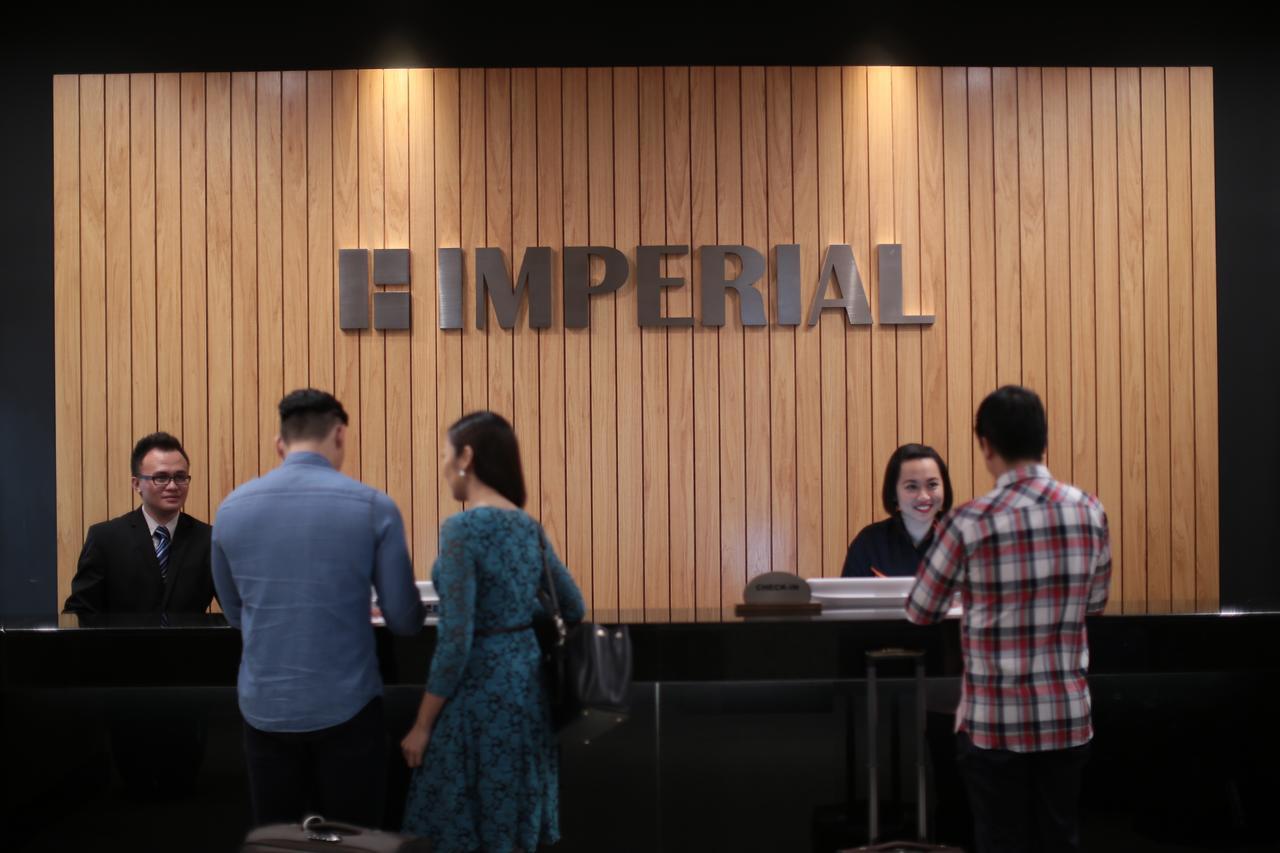 Imperial Riverbank Hotel Кучинг Экстерьер фото